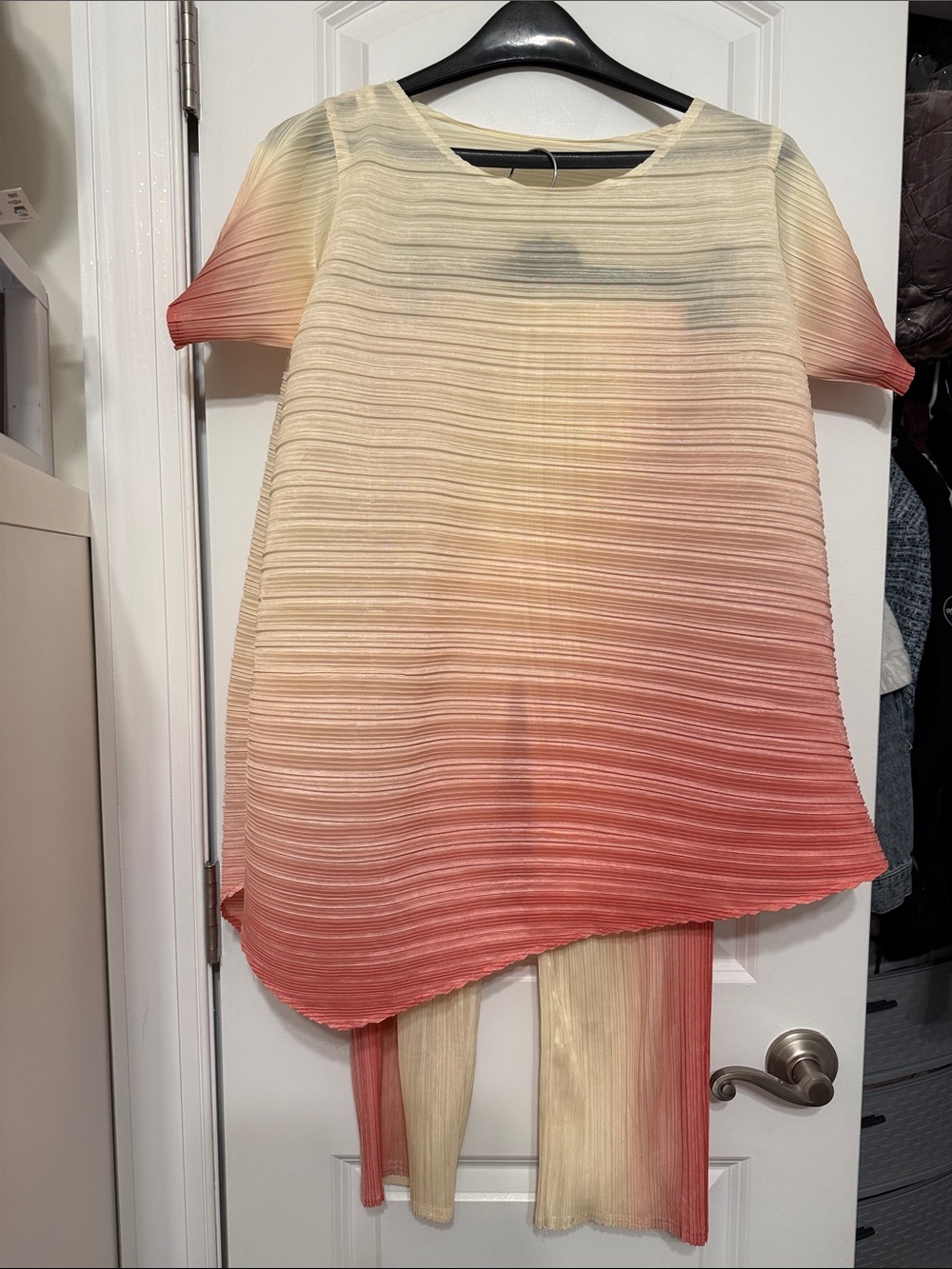 SHEIN Cream to Coral Ombre Pleated Short Sleeve Tunic with matching pants